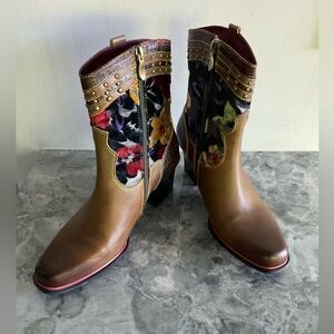 L’Artiste Happytime Western Bootie